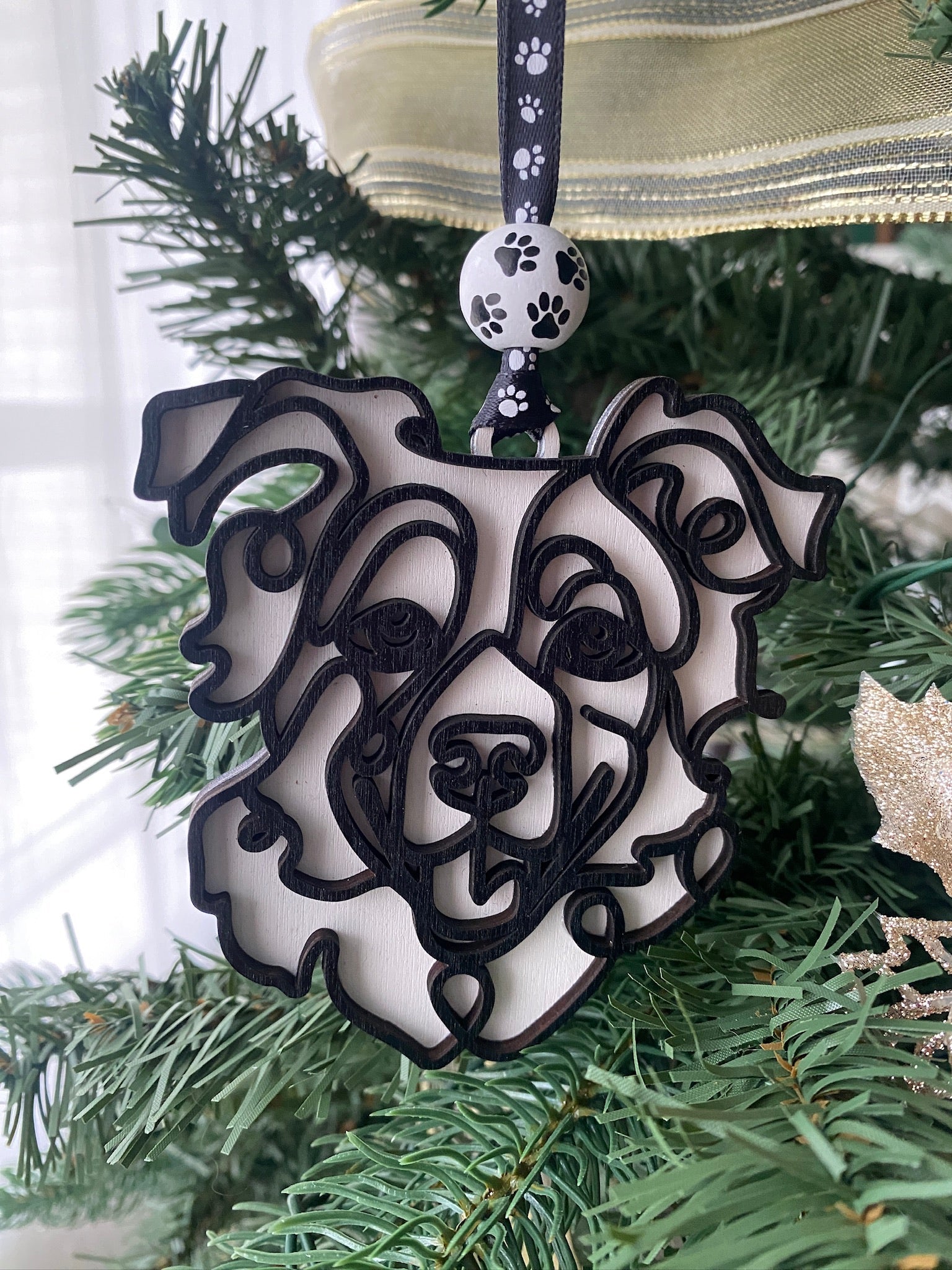 Personalized Line Art Dog Ornament - Aspen & Co Designs