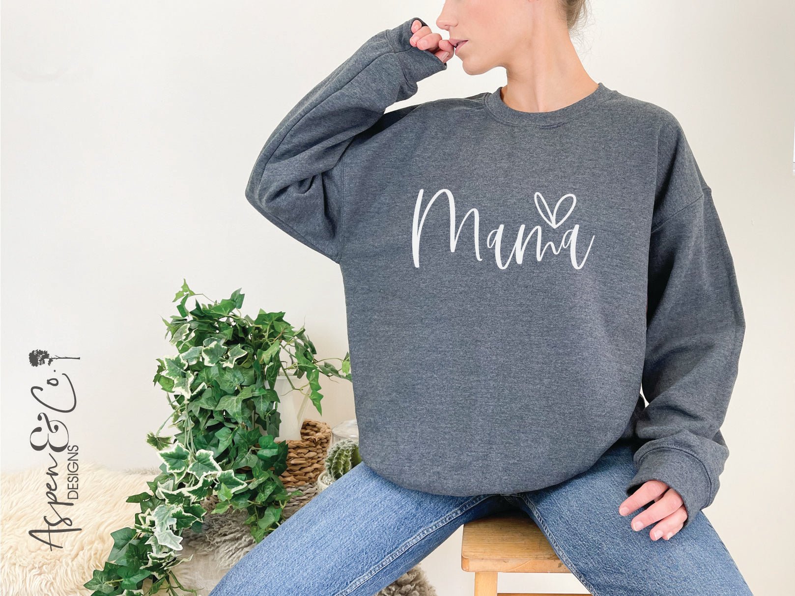 Mama Crewneck Sweatshirt - Aspen & Co Designs