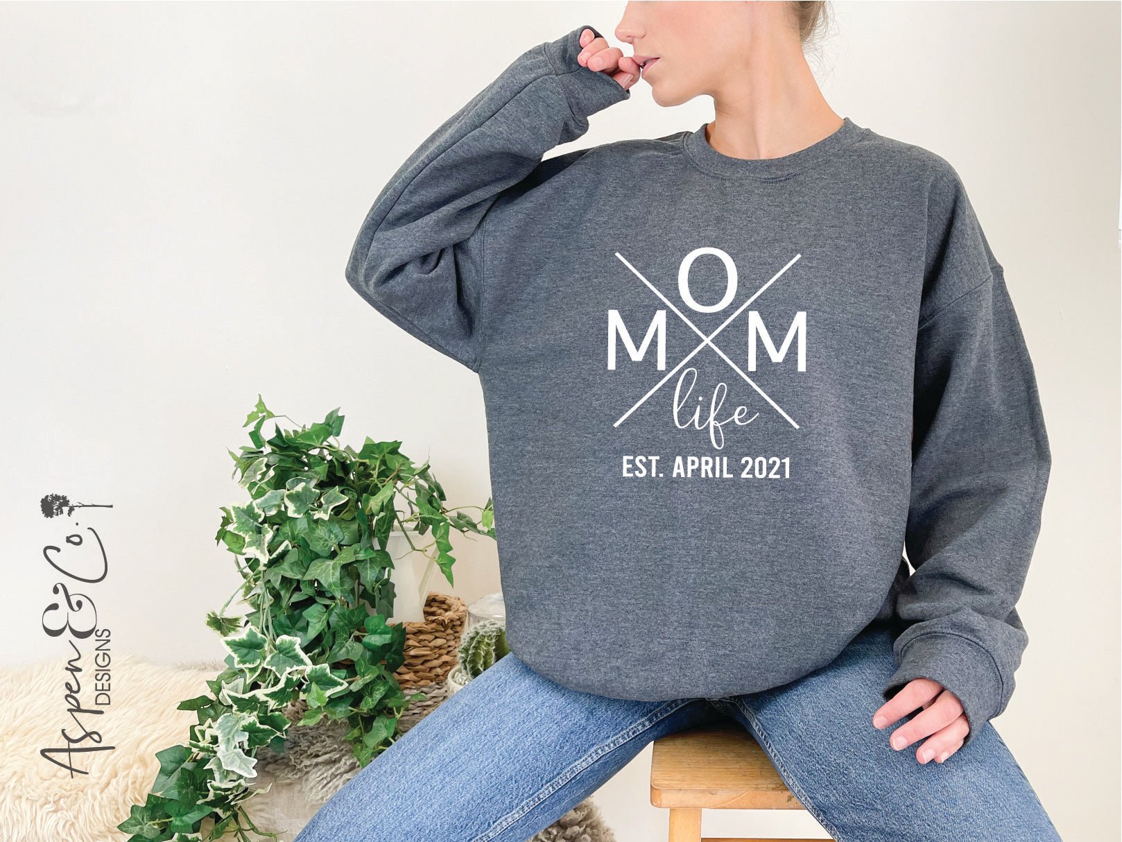 Mom Life Crewneck Sweatshirt - Aspen & Co Designs