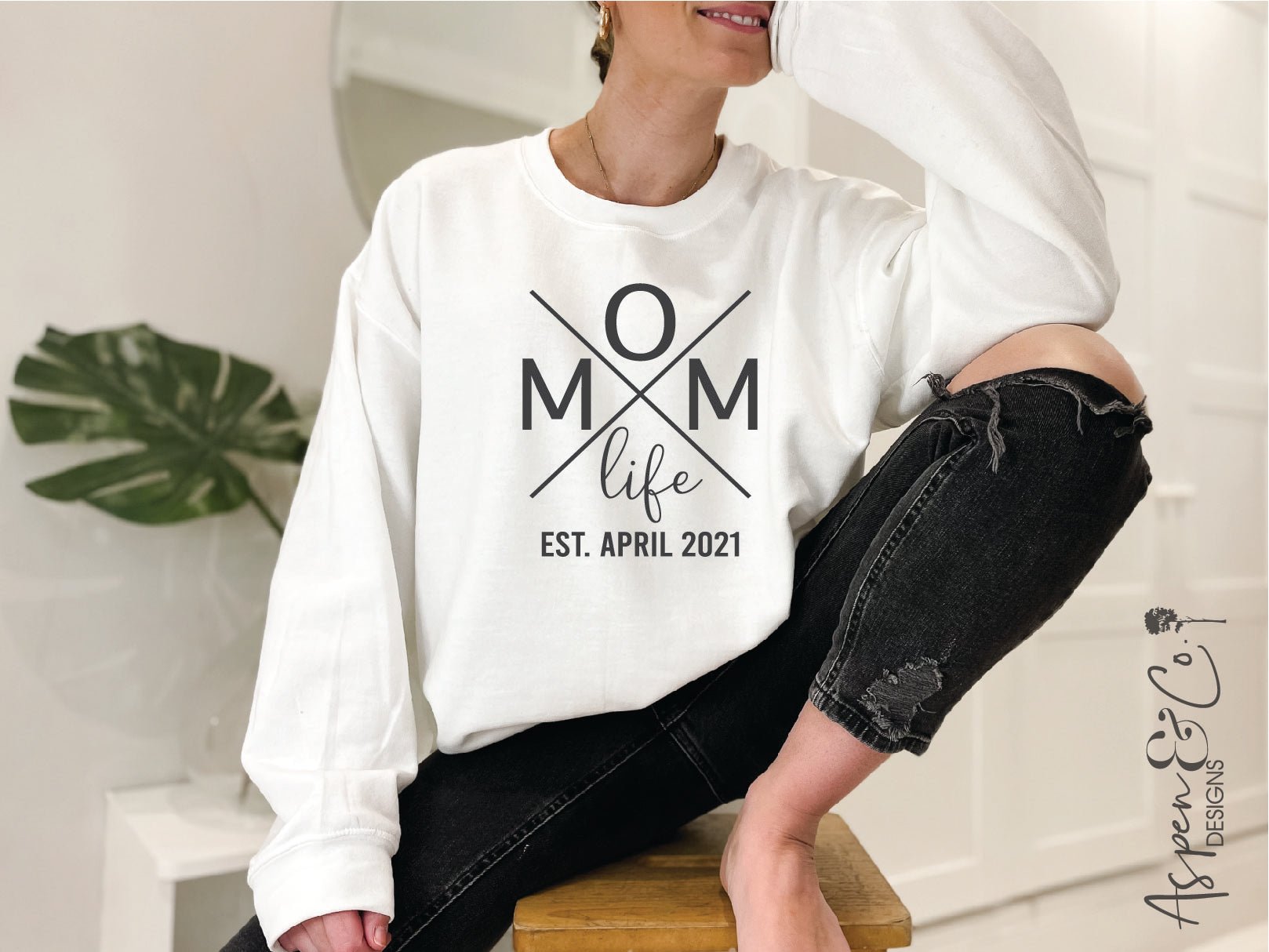 Mom Life Crewneck Sweatshirt - Aspen & Co Designs