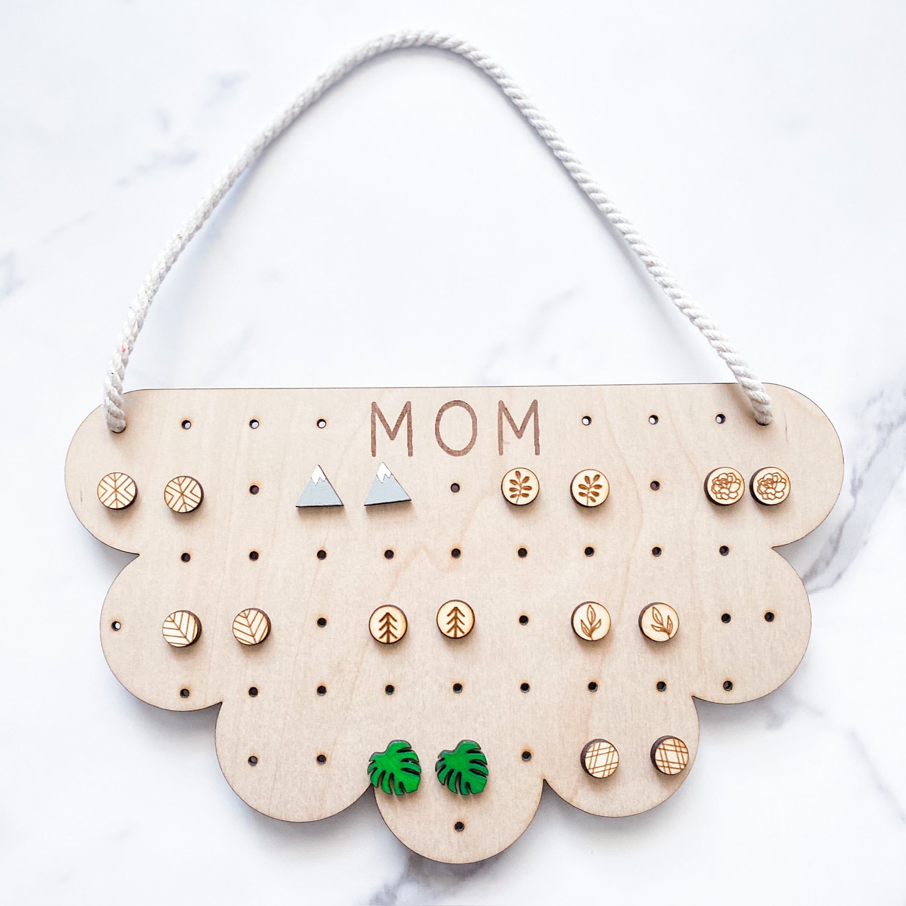 Personalized Scalloped Earring Hanger - Aspen & Co Designs